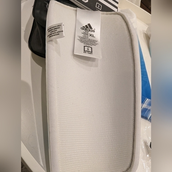 adidas soccer Shin Pads F50 Pro Lite  adult  XL 6'2" -6'5"  White/Blue - Picture 6 of 11